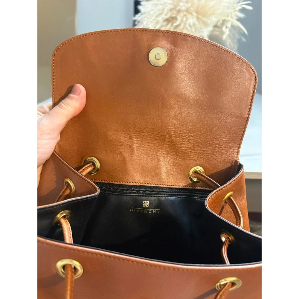 Givenchy Vintage Tan Leather Drawstring Backpack Gold Hardware Studded Logo‎